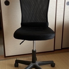 勉強 学習机 イス パソコン PC用にも 背中に優しい 割りと新しいですの画像