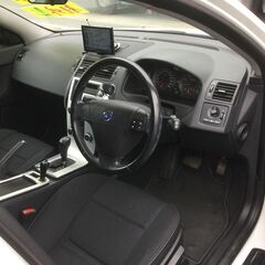 程度抜群!!ボルボV50!!走行５４０００km!!社外ナビゲーションTV バックモニターその他多数あり。の画像