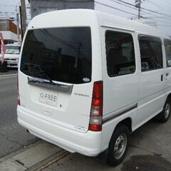 平成１６年式　スバル　サンバーバン　ＶＣプラス　４ＷＤ　５速ＭＴ　走行７万キロ！エアバック　キーレス　の画像