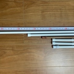 (3/21火、3/25土取りに来られる方限定) 突っ張り棒、ラッ...