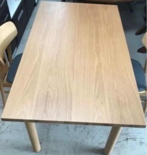 無印良品　ダイニングテーブル