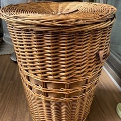 【値引きしました】籐の入れ物