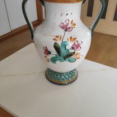 花瓶なのかな？の画像