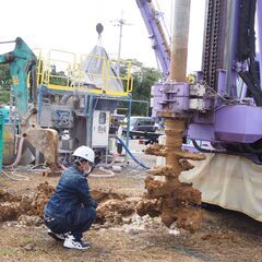 正社員　中卒　忙しいのに人手が足りてません。新日本建設　地盤改良工事スタッフの募集です。の画像
