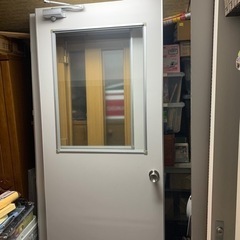 スチール製　扉の画像