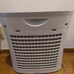 【引取限定】SHARP　空気清浄機　FU-L-30W　プラズマクラスター　6〜10畳程度対応の画像