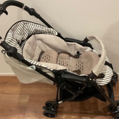 combiベビーカー　自取16000円の画像