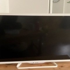 Sharp 32V テレビ　ホワイト