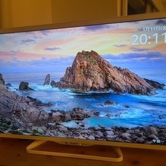Sharp 32V テレビ　ホワイト