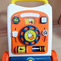 ミッフィー手押し車