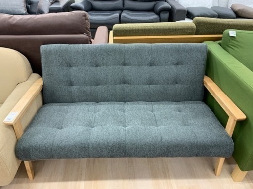 シンプルな2人掛けソファ売ります！