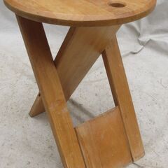 ☆無料☆地元のみ発送不可☆折りたたみ　木製　丸椅子　DIY等に☆の画像