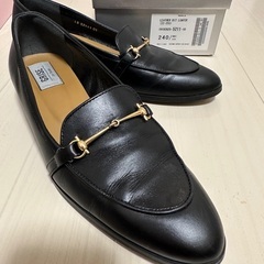 ローファー