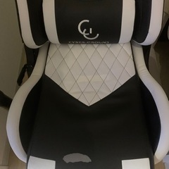 ジャンク品　ゲーミングチェアの画像