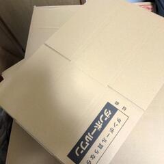 ダンボールワンのダンボール約140枚の画像