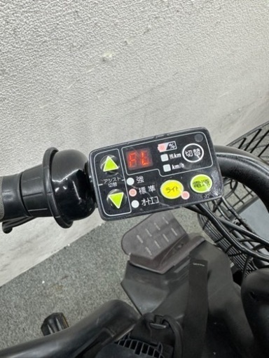 お子様入園に　3人乗り電動自転車　ヤマハパスバビー　20インチ　落ち着いた黒色