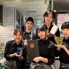 未経験大歓迎♪*アメリカンdining/日払い/MAX時給187...