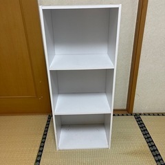 【決まりました】本棚　Ａ４が立てられる　カラーボックス