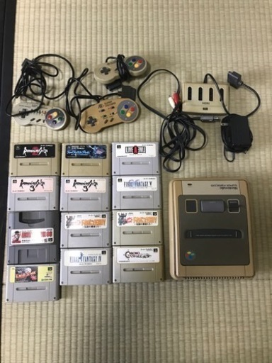 スーパーファミコン＋ソフト12本　ジャンク品　取引中