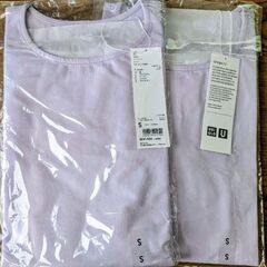 未開封  ユニクロTシャツ2枚セット