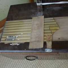 古い鏡台　取りに来て頂ける方限定でお願いします。の画像