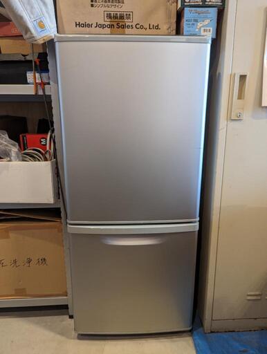 冷蔵庫　パナソニック　NR-B141W　傷有りますが、まだまだ使えます！　一人暮し