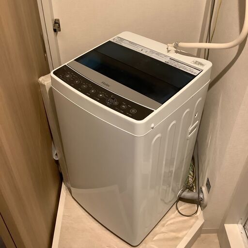 洗濯機（容量5.5kg）・ハイアール・２０１８年製・受け渡しは4/1か4/2限定です。