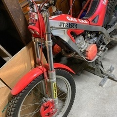トライアルバイク　ガスガスJTR250  登録書類無し　部品取り車 ばら売り不可 （エンジンかかります。）の画像