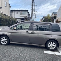 H24 トヨタ　アイシス