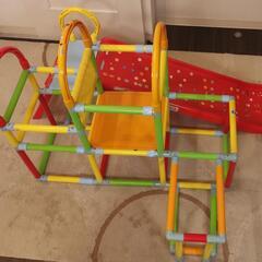 ジャングルジム　すべり台　『ワンワン　うーたん』の画像