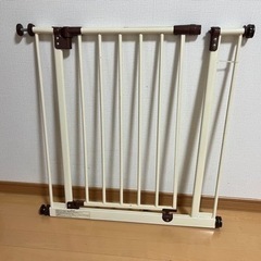 ベビーゲート
