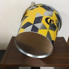 限定デザインバケツの画像