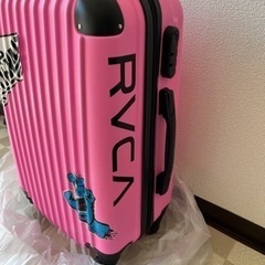 スーツケース　キャリーケースの画像