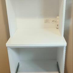 食器棚の画像