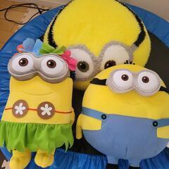 ミニオンズ　ぬいぐるみ　セットの画像