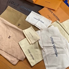 ルイヴィトン 箱 紙袋 保存袋 大量 まとめ売りの画像