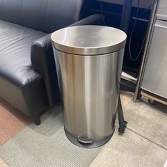 ステンレス製 ペダルペール ゴミ箱 30L キッチン 中古 