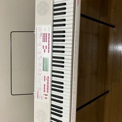 キーボード　CASIO LK-121