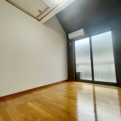 最上階角部屋ロフト付！礼金・敷金・仲介手数料ありません！ジモティ...