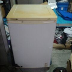 業務用冷凍庫の画像