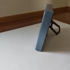 写真や手作り品を入れて、立てたり飾ったりするものの画像