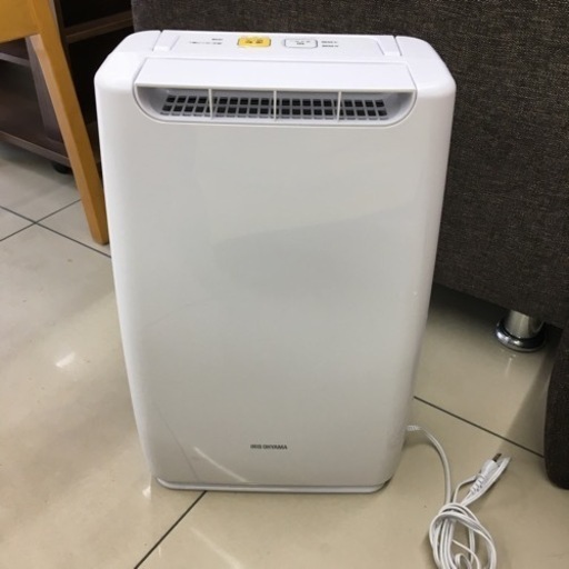HJ391【中古】アイリスオーヤマ 衣類乾燥除湿機 DDA-20