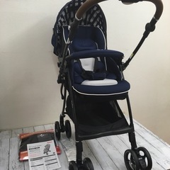 美品 アップリカ ラクーナビッテクッション 2020年モデル