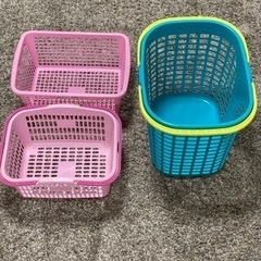 大きめのカゴ　洗濯かご　バスケット
