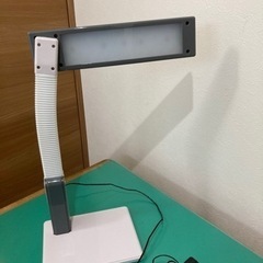 【美品】オーム電機 OHM LEDデスクライトの画像