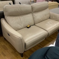 電動リクライニングソファー　ニトリ