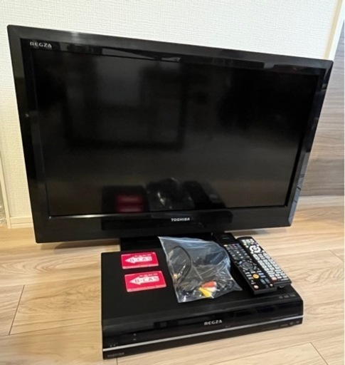 東芝　REGZA 液晶TV レコーダーセット