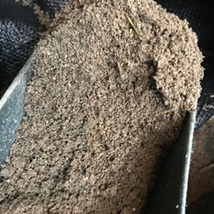 残土　庭土　土嚢袋　土嚢袋の半分程度×4袋