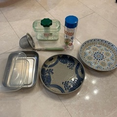 キッチングッズ、お皿などの画像
