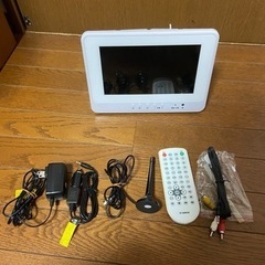 防滴　9インチ　ワンセグ　ポータブルDVDプレーヤー